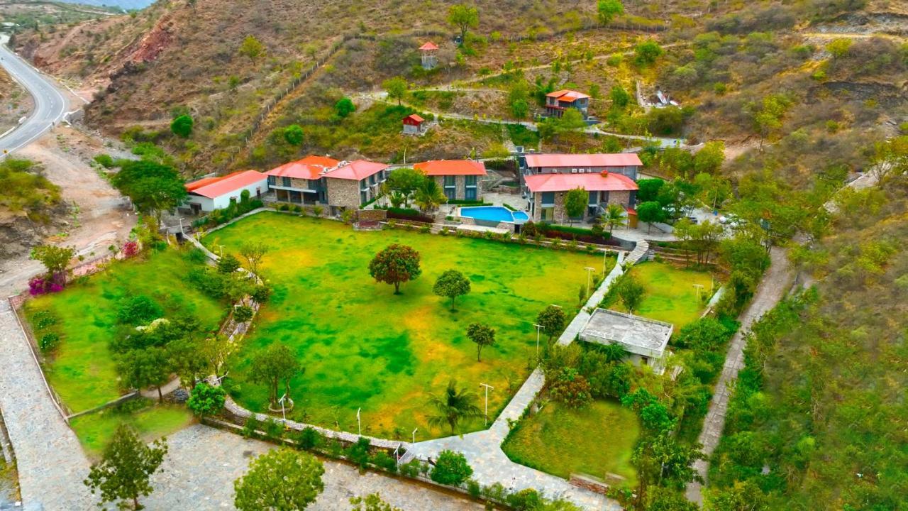 The Divine Hills Resort Nai Exterior photo