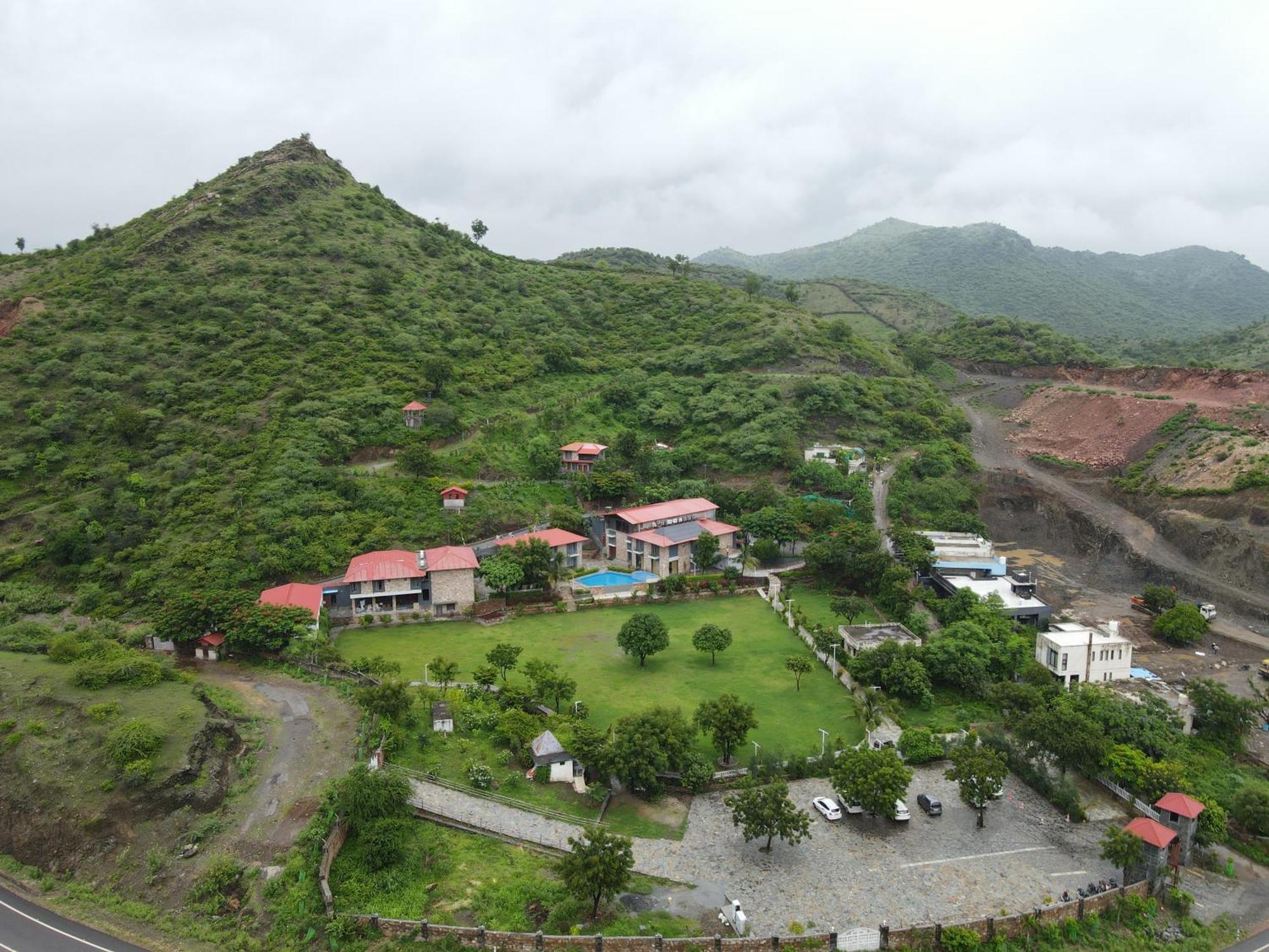 The Divine Hills Resort Nai Exterior photo